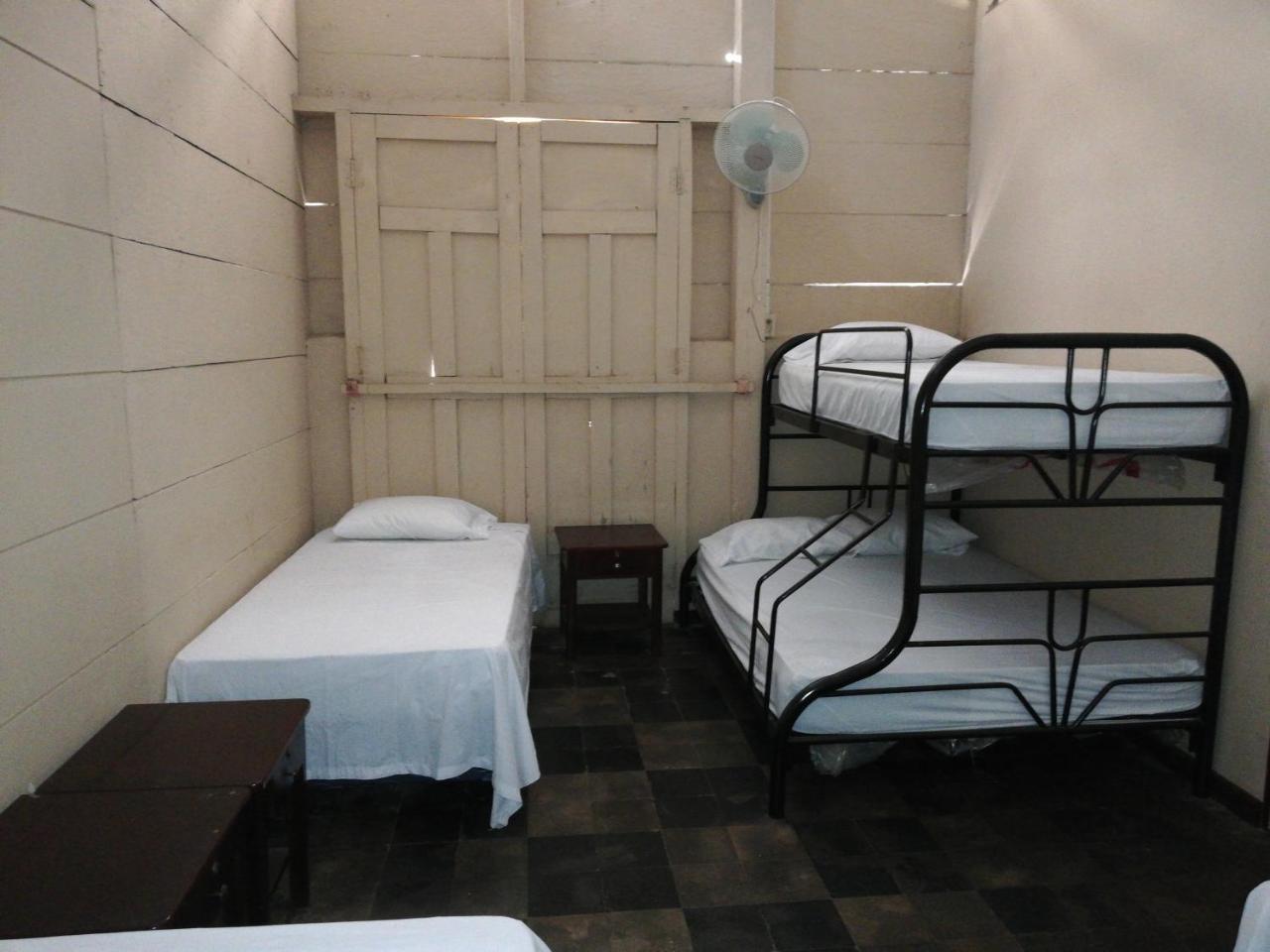 Hostel Los Abuelos Moyogalpa Zimmer foto